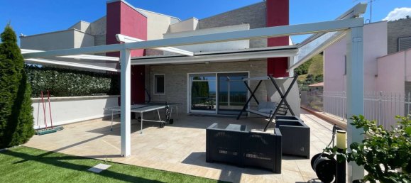 Casa de 4 divisões em Montesilvano, Italy N.º 293326 47