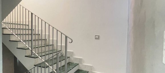 Casa de 4 divisões em Montesilvano, Italy N.º 293326 36