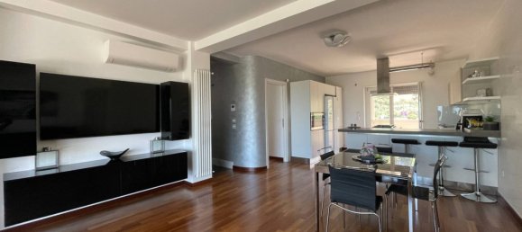 Casa de 4 divisões em Montesilvano, Italy N.º 293326 8