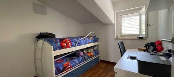 Casa de 4 divisões em Montesilvano, Italy N.º 293326 27