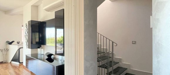 Casa de 4 divisões em Montesilvano, Italy N.º 293326 10