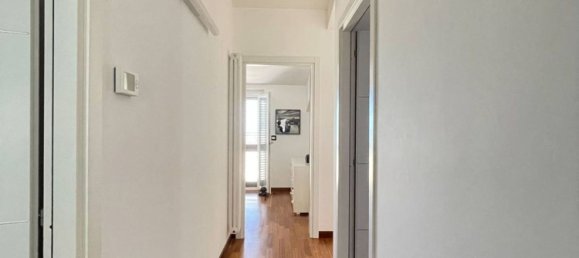 Casa de 4 divisões em Montesilvano, Italy N.º 293326 41