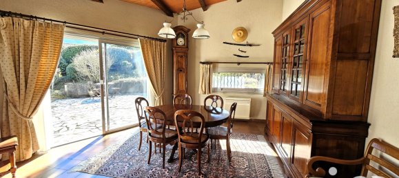 5 Schlafzimmer Villa in Privas, France, Nr. 206256 3