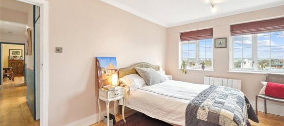 2 bedrooms Apartment in London, United Kingdom No. 5281 5