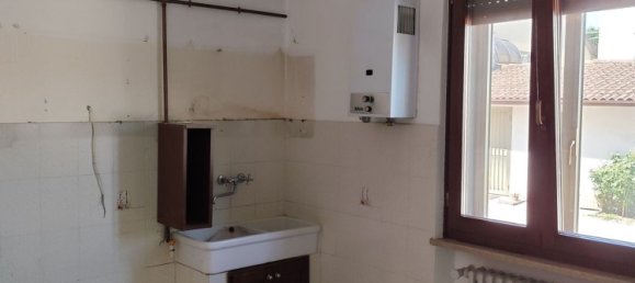 5 rooms House in Verona, Italy No. 273136 6