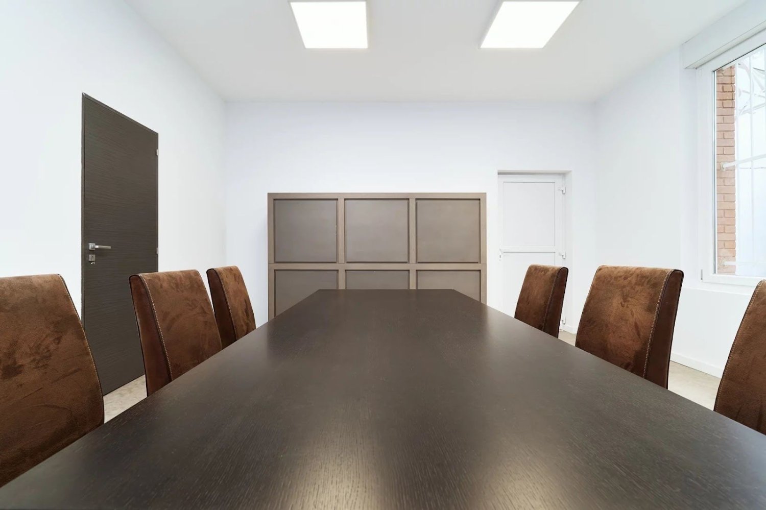 3 rooms Commercial property in Laon, France No. 89656