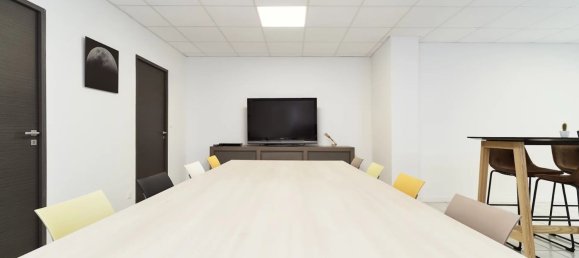 3 rooms Commercial property in Laon, France No. 89656 9