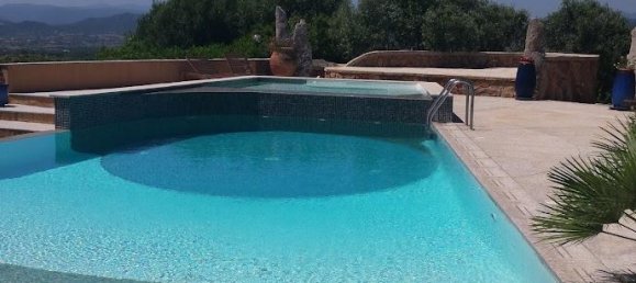 Villa de 6 habitaciónes en Olbia, Italy No. 236064 4