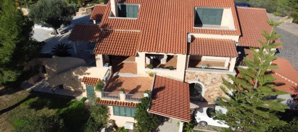 Villa de 6 habitaciónes en Olbia, Italy No. 236064 22