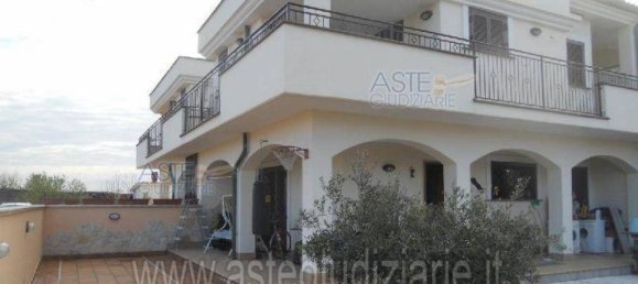 2 bedrooms Apartment in Pomezia, Italy No. 192062 20