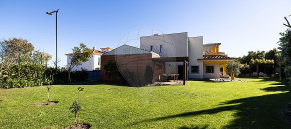 4 bedrooms House in Oeiras, Portugal No. 46525 10