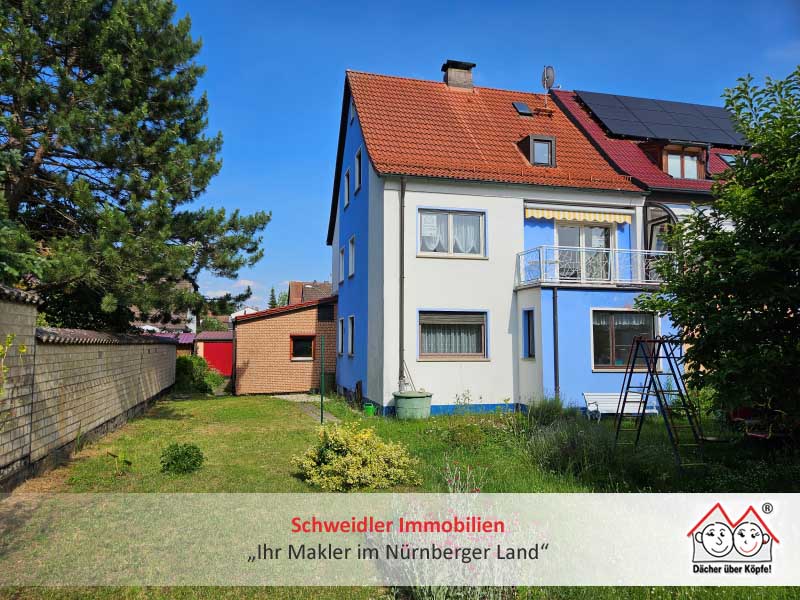 5 rooms Townhouse in Nurnberger Land, Germany No. 336925