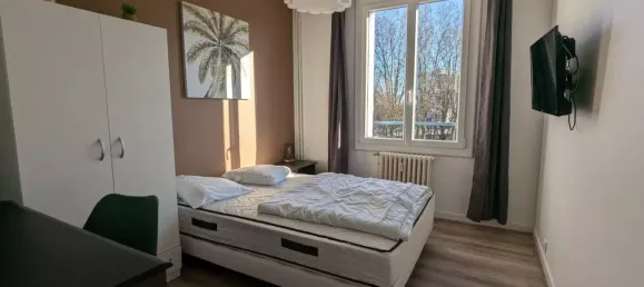 3 bedrooms Apartment in Troyes, France No. 217974 2