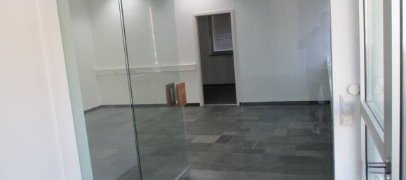 6 rooms Commercial property in Baden-Wurttemberg, Germany No. 27709 3