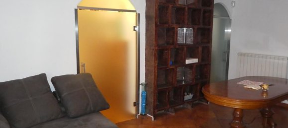 6 chambres Maison de ville à Chartered Community of Navarre, Spain No. 32704 9