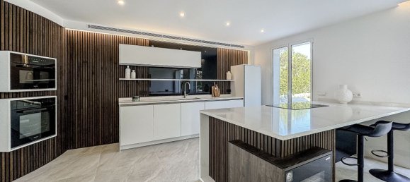 4 bedrooms Villa in El Toro, Spain No. 70293 4