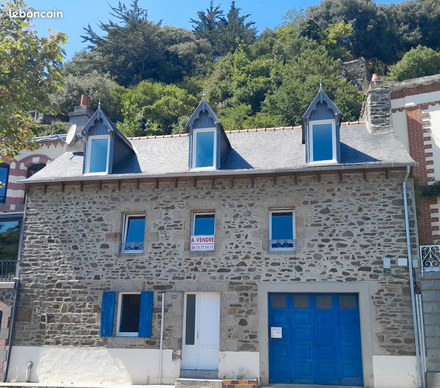 3 bedrooms House in Plerin, France No. 330743