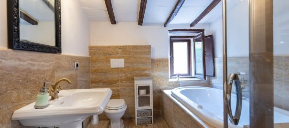Villa T6 em Tuoro sul Trasimeno, Italy N.º 56037 32