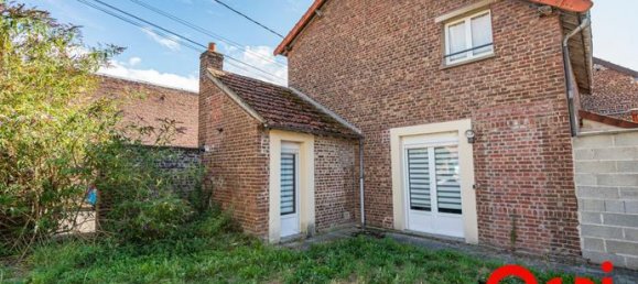 4 bedrooms Castles in Tergnier, France No. 304564 2