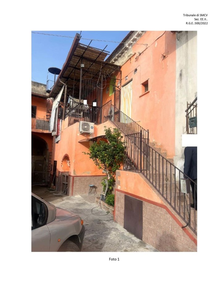 5 rooms Apartment in Maddaloni, Italy No. 285631
