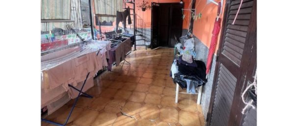 5 rooms Apartment in Maddaloni, Italy No. 285631 3