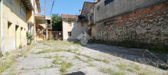 15-Zimmer Haus in Udine, Italy, Nr. 24351 4