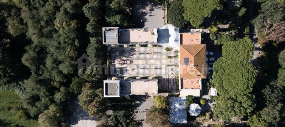 11 chambres Villa à Pisa, Italy No. 104585 3