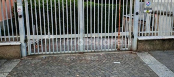 20m² Garage in Bologna, Italy No. 304400 4