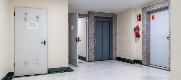 Apartamento de 3 dormitorios en Santa Fe, Spain No. 140153 8