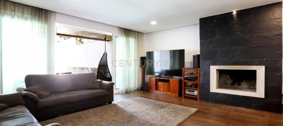 5 bedrooms Villa in Odivelas, Portugal No. 102680 4