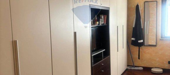 4 rooms Penthouse in Cernusco sul Naviglio, Italy No. 90660 8