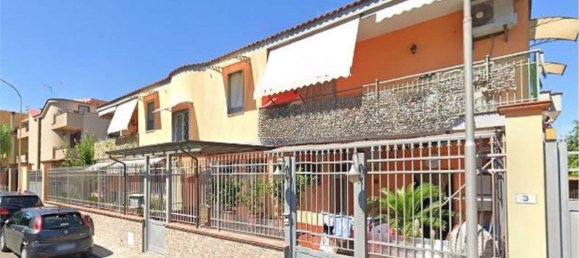 3غرفة شقة في Sant'Antimo, Italy رقم 13977 2