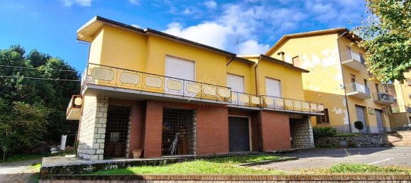 8 rooms House in Lisciano Niccone, Italy No. 152842 32