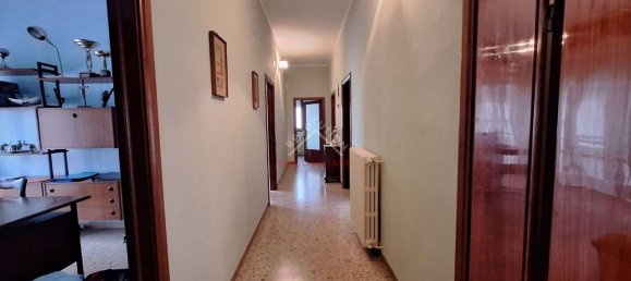 8 rooms House in Lisciano Niccone, Italy No. 152842 15
