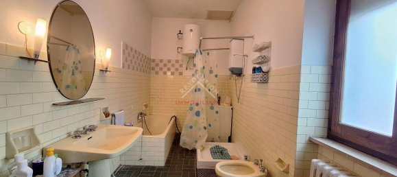 8 rooms House in Lisciano Niccone, Italy No. 152842 19