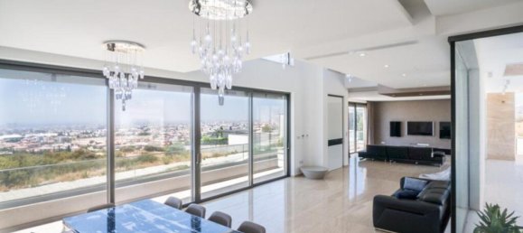 Studio in Limassol, Cyprus No. 2490 3