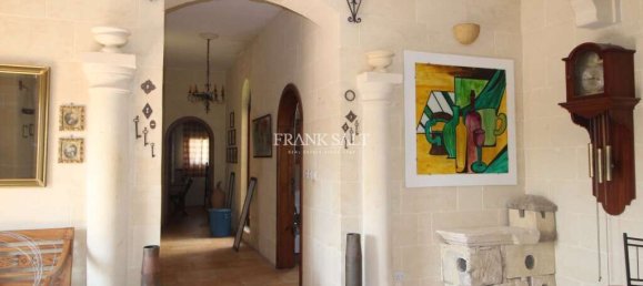 Бунгало с 3 спальнями в Виктория, Мальта № 5426 3