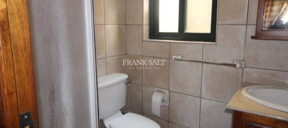 Бунгало с 3 спальнями в Виктория, Мальта № 5426 2