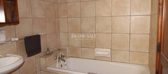 Бунгало с 3 спальнями в Виктория, Мальта № 5426 11