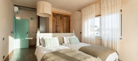 Hotel T9 em Colares, Portugal N.º 141698 10