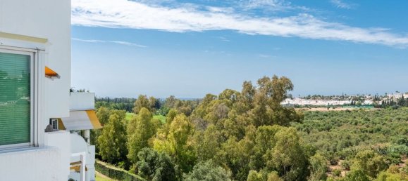 Apartamento de 3 dormitorios en Marbella, Spain No. 180755 19