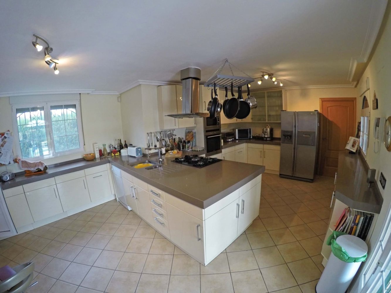 Дом с 6 спальнями в Торревьеха, Испания № 194602