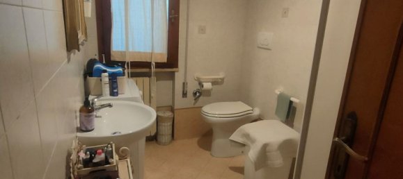 2 rooms Apartment in Viareggio, Italy No. 117964 4