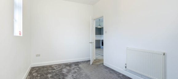 2 bedrooms Bungalow in Bromley, United Kingdom No. 1947 4