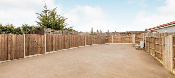 2 bedrooms Bungalow in Bromley, United Kingdom No. 1947 15