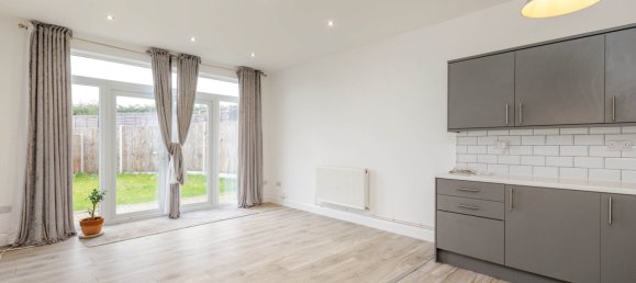 2 bedrooms Bungalow in Bromley, United Kingdom No. 1947 12