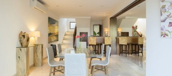 5 bedrooms Villa in South Kuta, Indonesia No. 2966 7