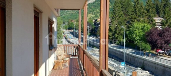 2 bedrooms Apartment in Bardonecchia, Italy No. 188253 3