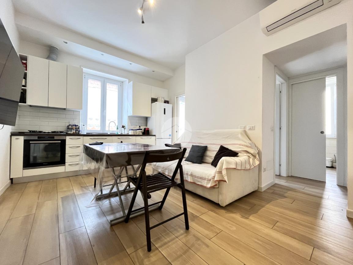 Apartamento de 3 divisões em Rome, Italy N.º 174280