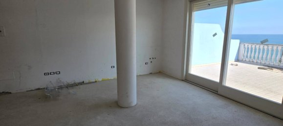 2-Zimmer Penthouse in Alba Adriatica, Italy, Nr. 146656 4